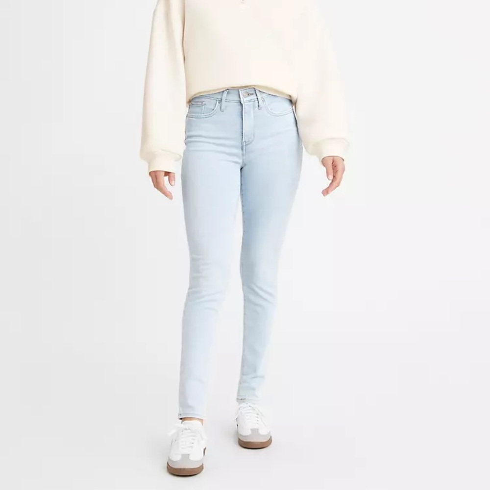 NWT Levi’s 311 skinny jeans
